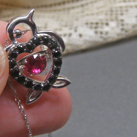 Sterling Slvr Ruby CZ Heart Bird Penguin Necklace - Picture 2 of 4
